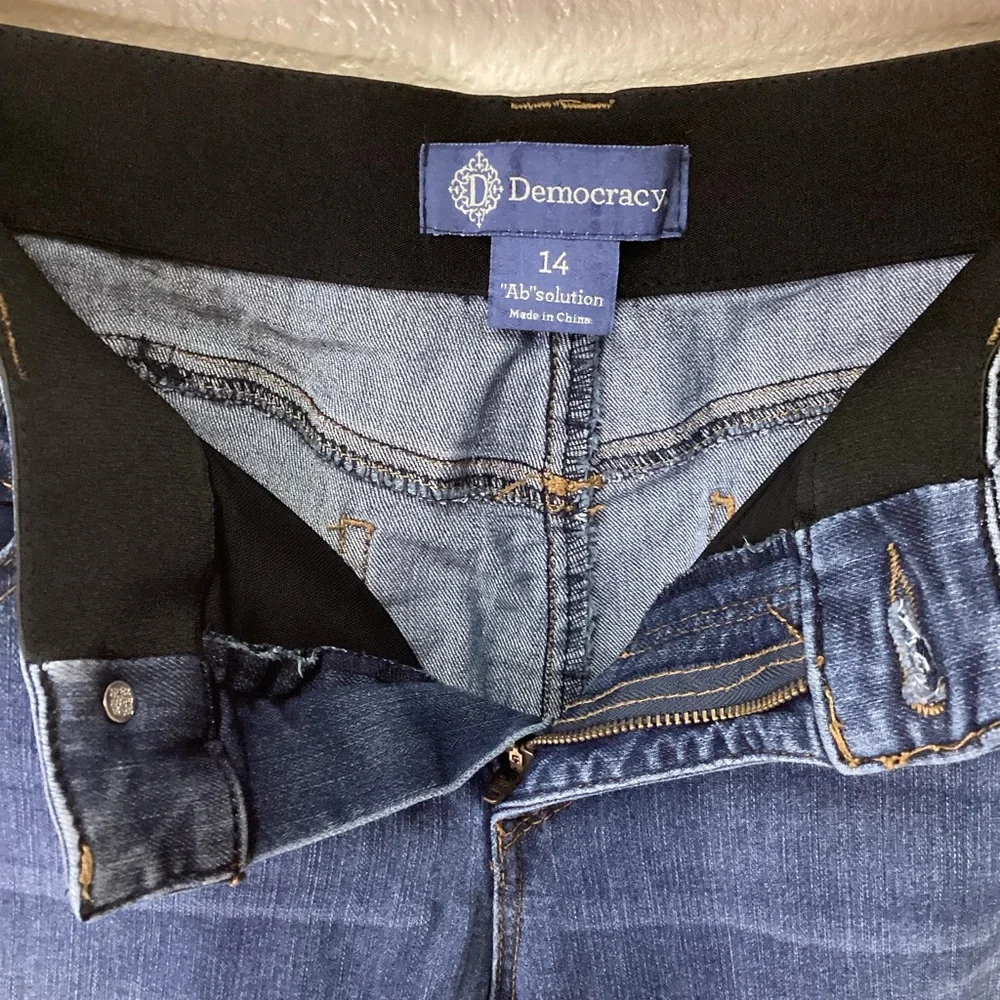 Democracy "Ab"solution Cuffed Indigo Ankle jeans - Picture 4 of 16